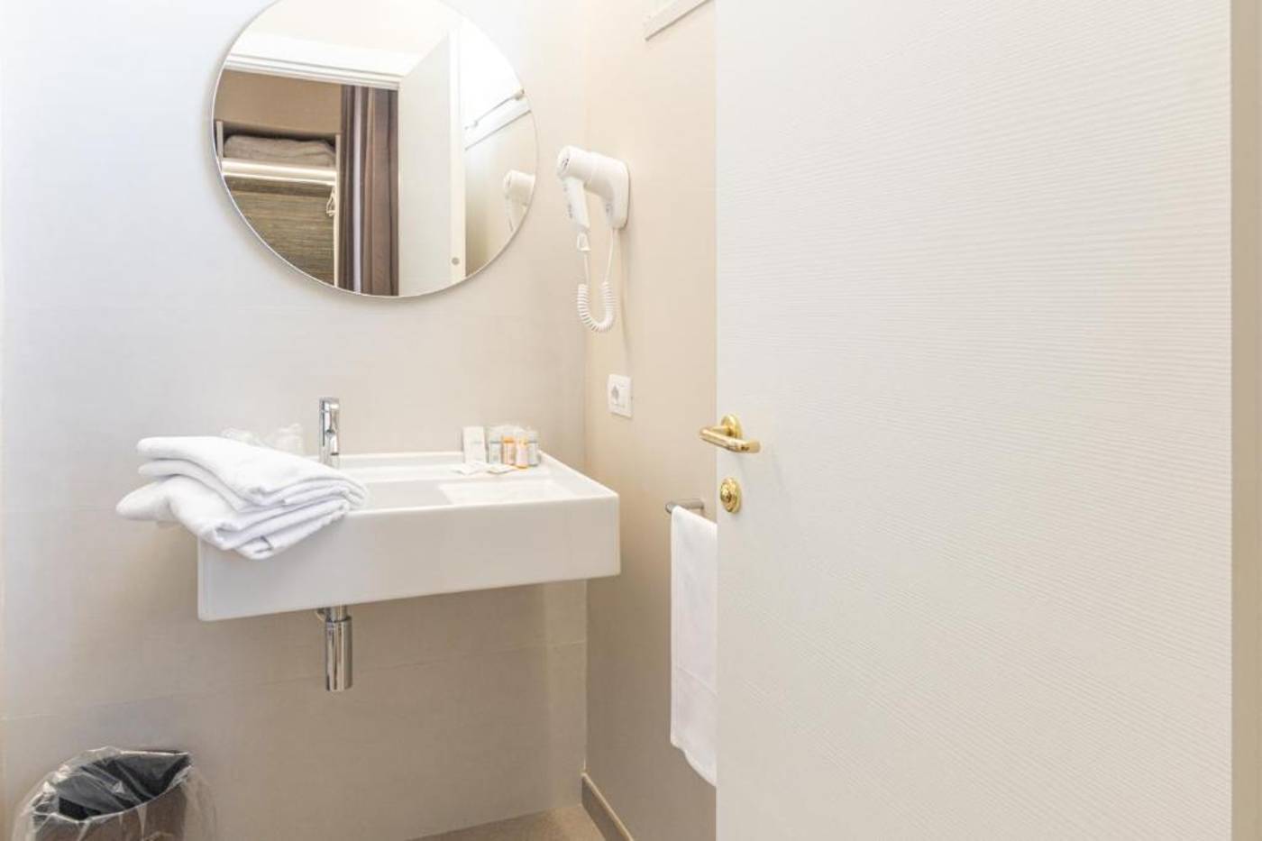 Boston Hotel-Italy-BARI-Room-10