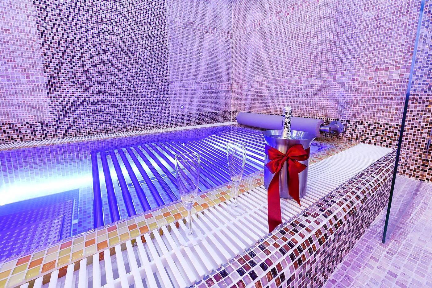 Marie-Luisa-Sports-and-Entertainment-29