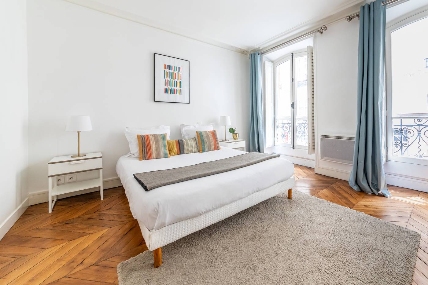 Residence-Bergere---Apartments-Room-8