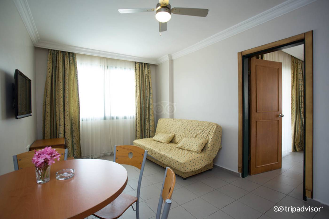 Aegean-Princess-Room-40