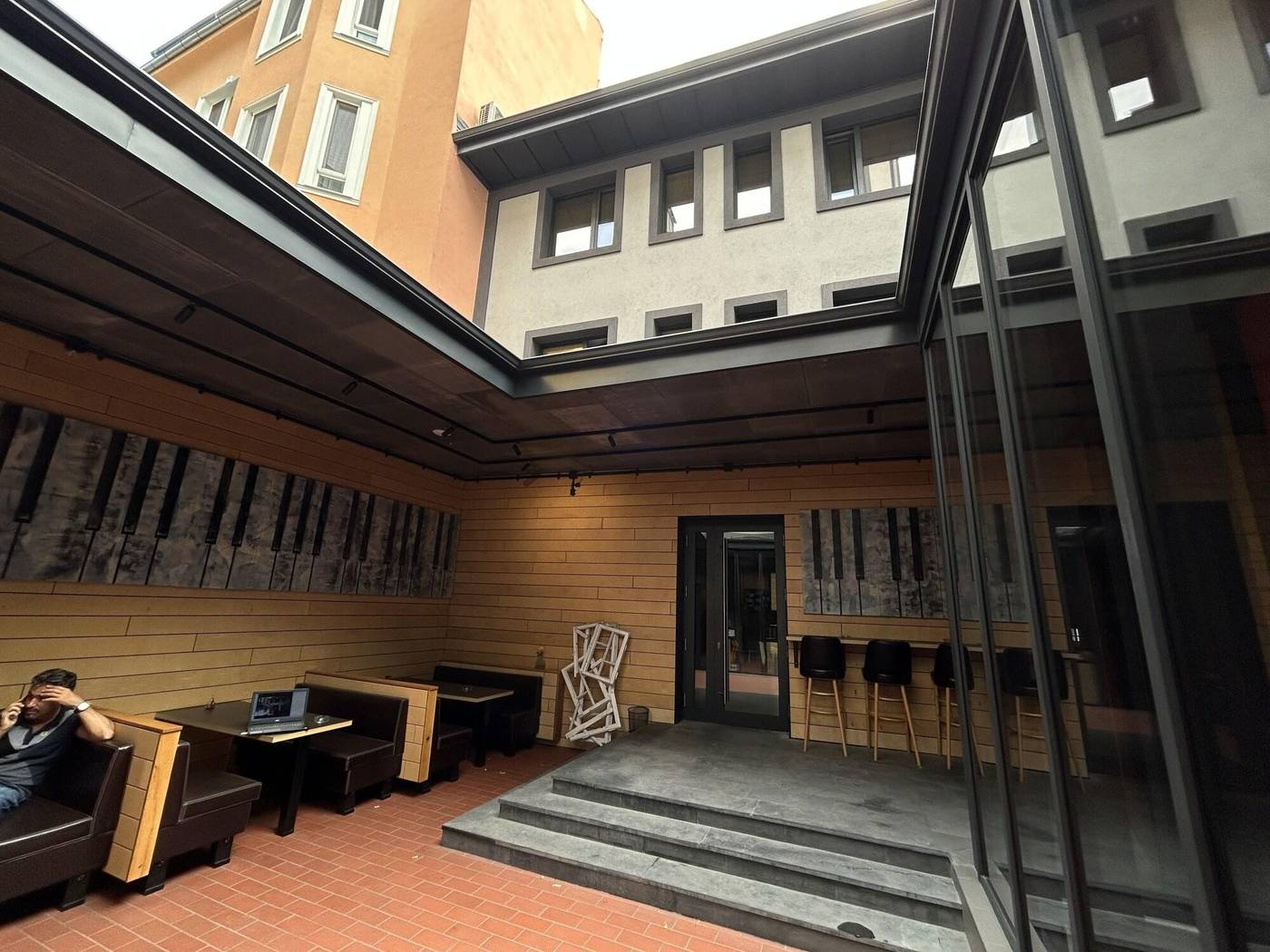 Art Hotel 158-Bulgaria-Sofia-General view-3