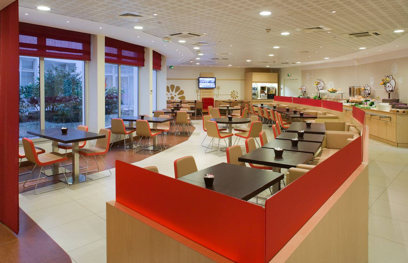 Ibis-Paris-Montmartre-Restaurant-10