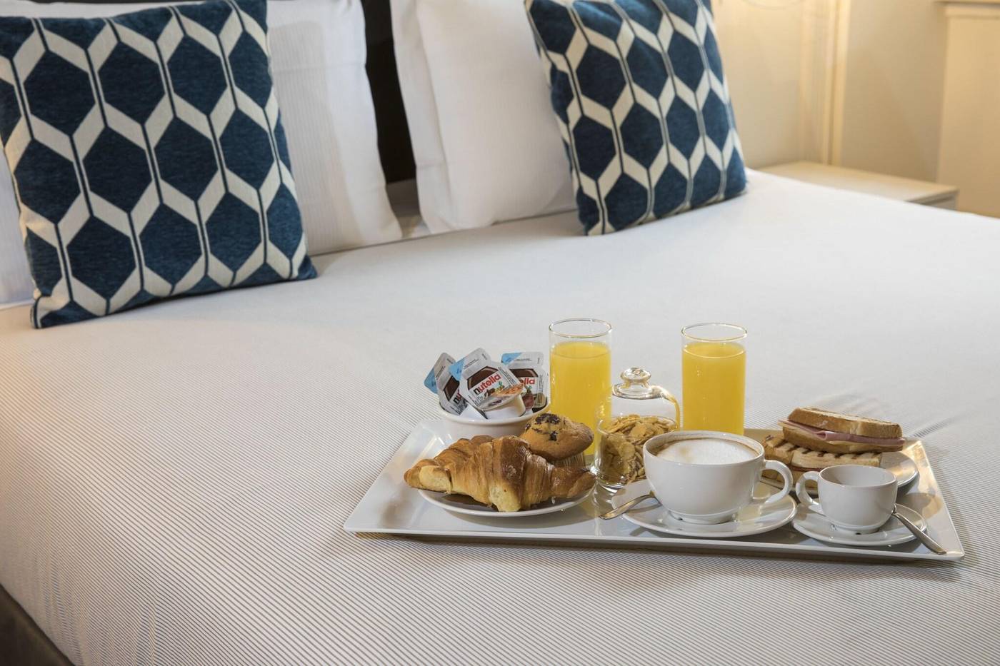 Trastevere-Gallery-Suites-Restaurant-16