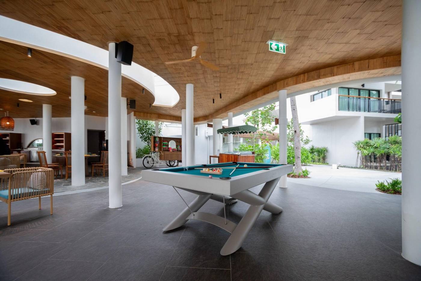 Holiday-Inn-Resort-Phuket-Mai-Khao-Beach-Sports-and-Entertainment-69