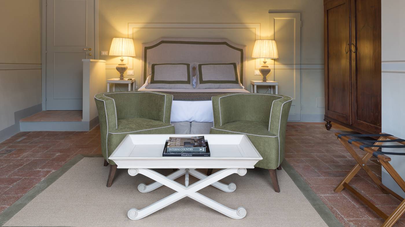 Relais-Villa-Olmo-Food-and-Wine-Resort-Room-4