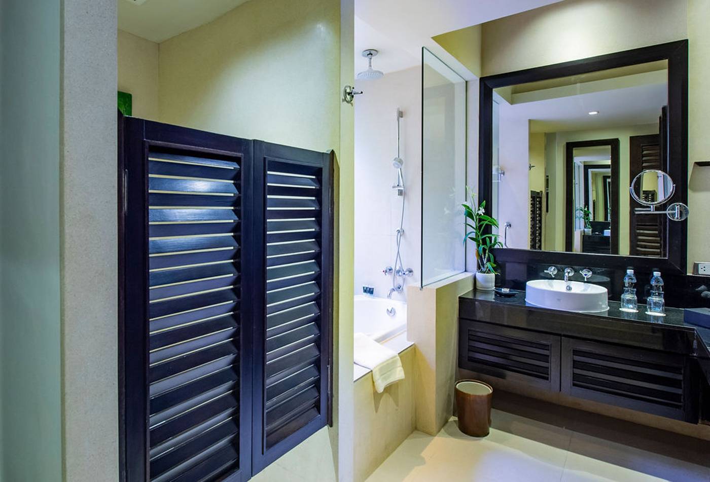 Impiana-Resort-Patong-Phuket-Room-42