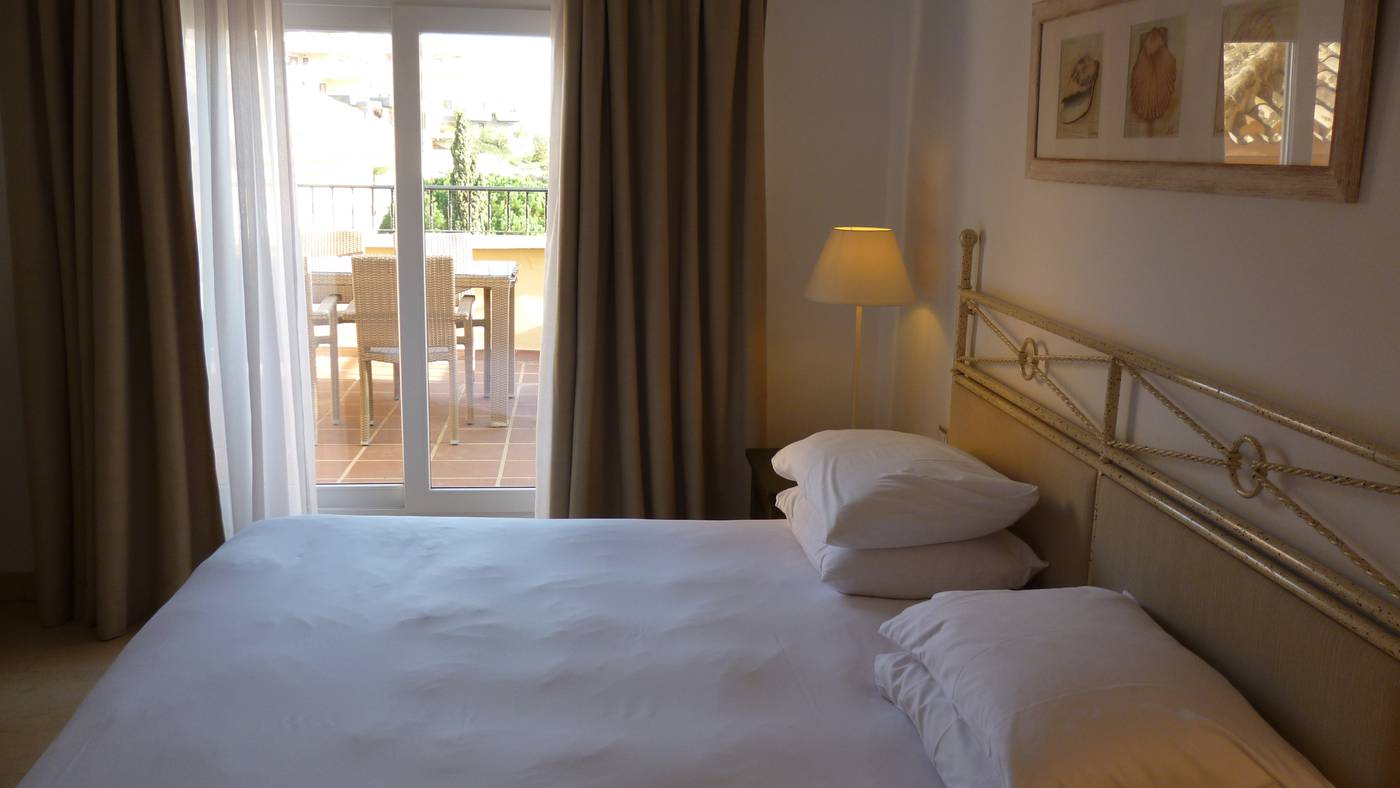 La-Manga-Club-Las-Lomas-Village-Room-30