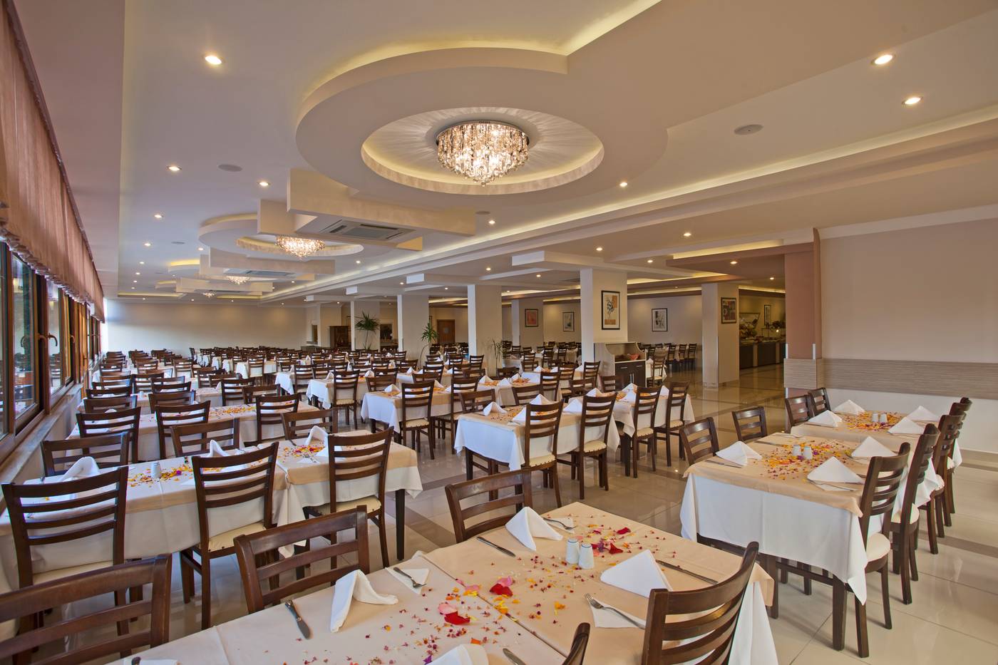Titan-Garden-Hotel-Restaurant-35