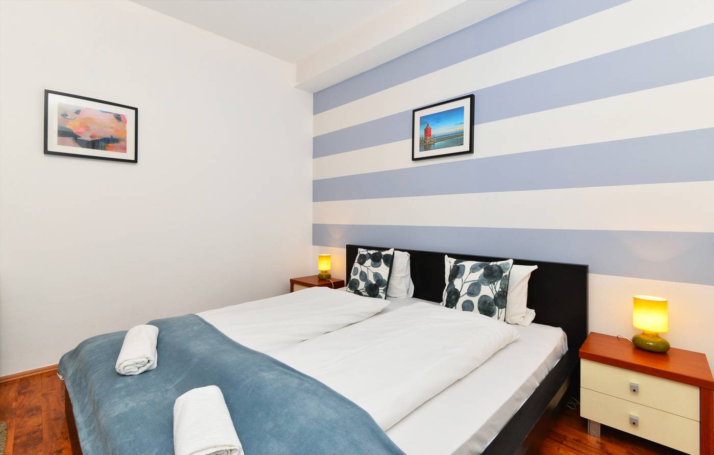 Lord-Residence-Room-21