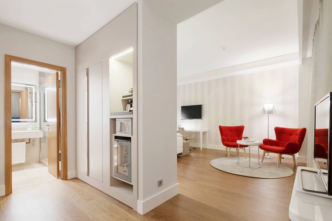 NH-Collection-Berlin-Mitte-Friedrichstrasse-Room-8