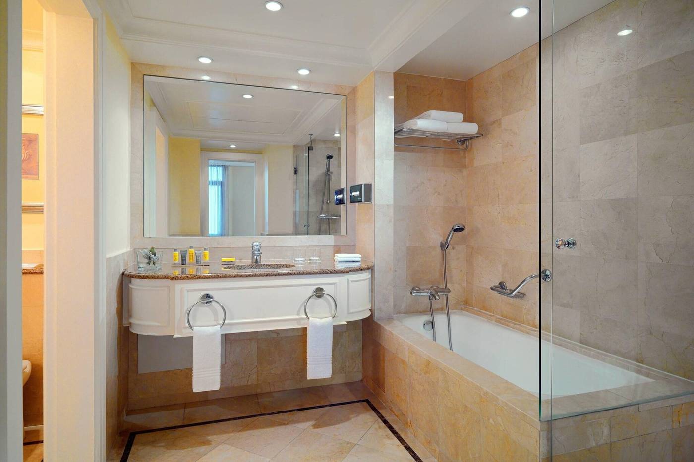 Marriott-Hotel-Lisbon-Room-42