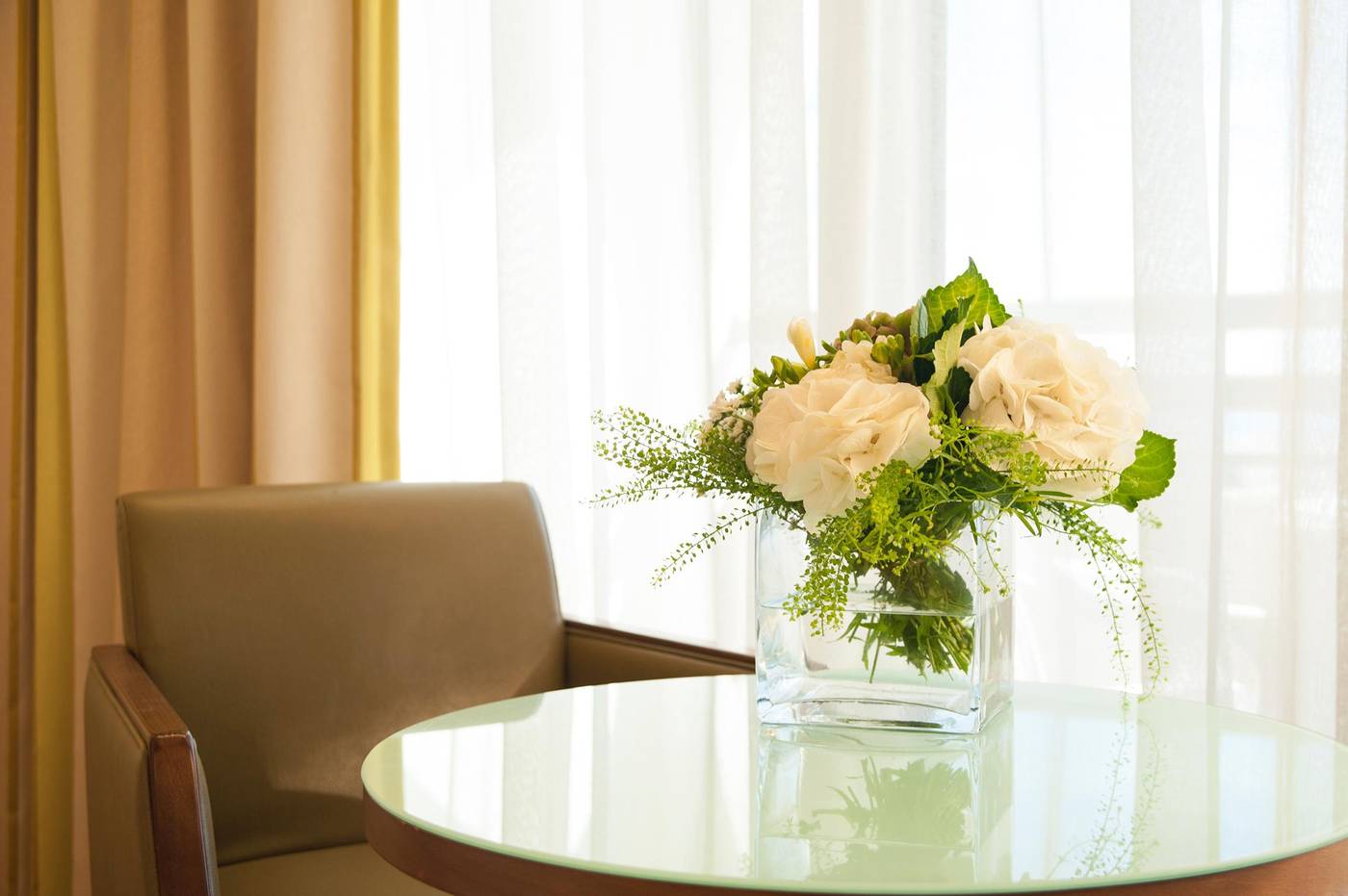 Ajax-Hotel-Room-50