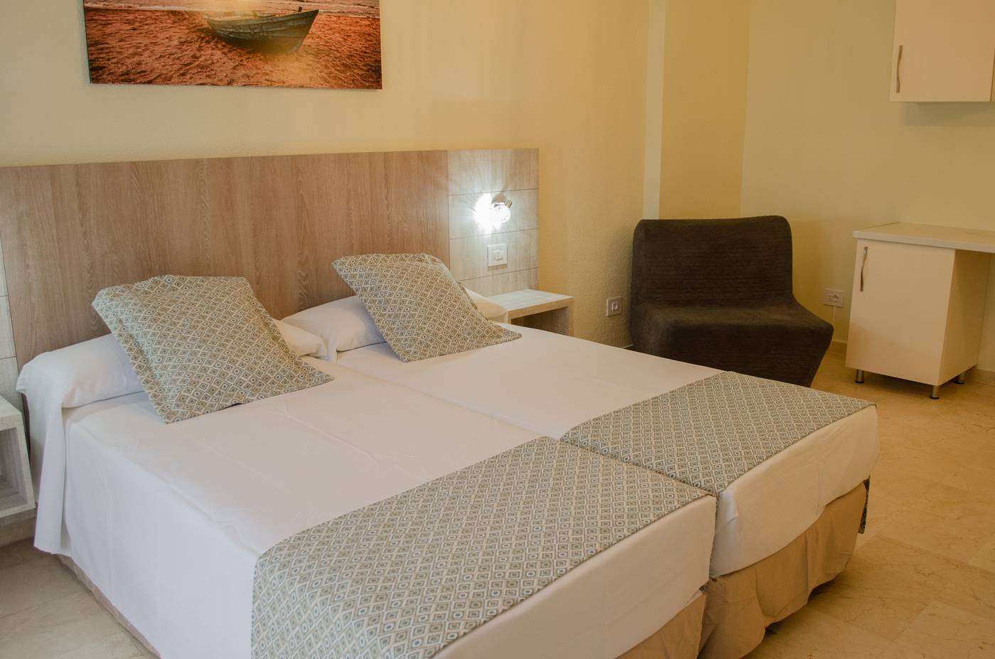 Klayman-Olivina-Apartments-Room-33