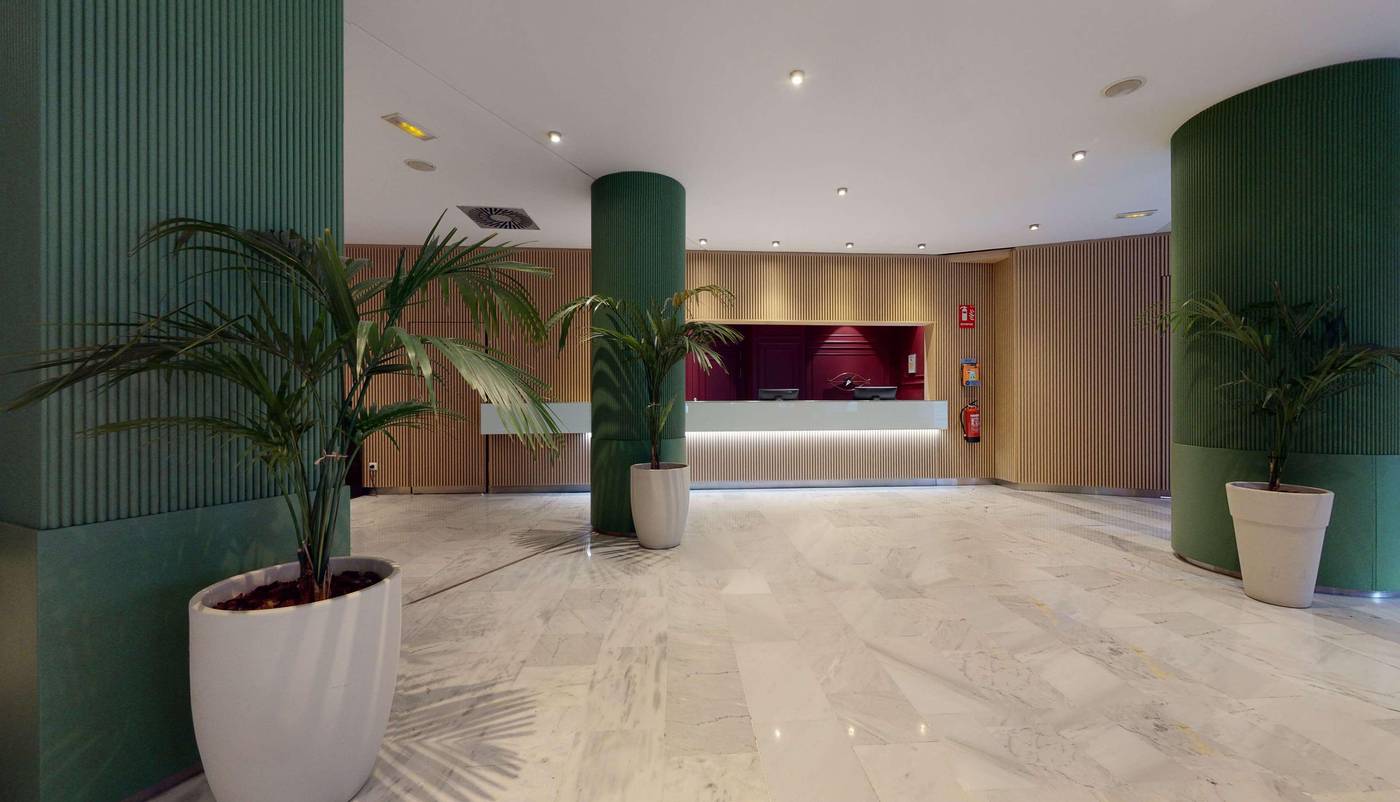 Paseo-del-Arte-Lobby-27