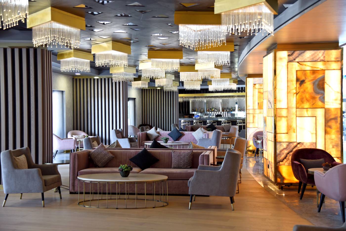 Royal-Wings-Hotel-Bar-57