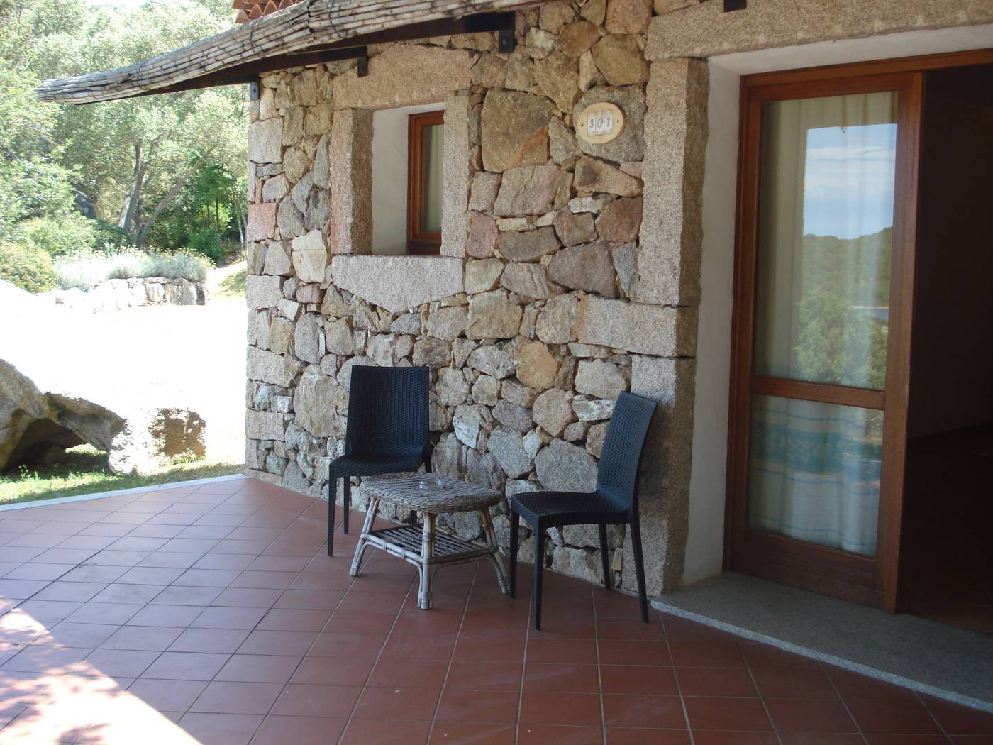 Hotel-Relais-Valkarana-General-view-86