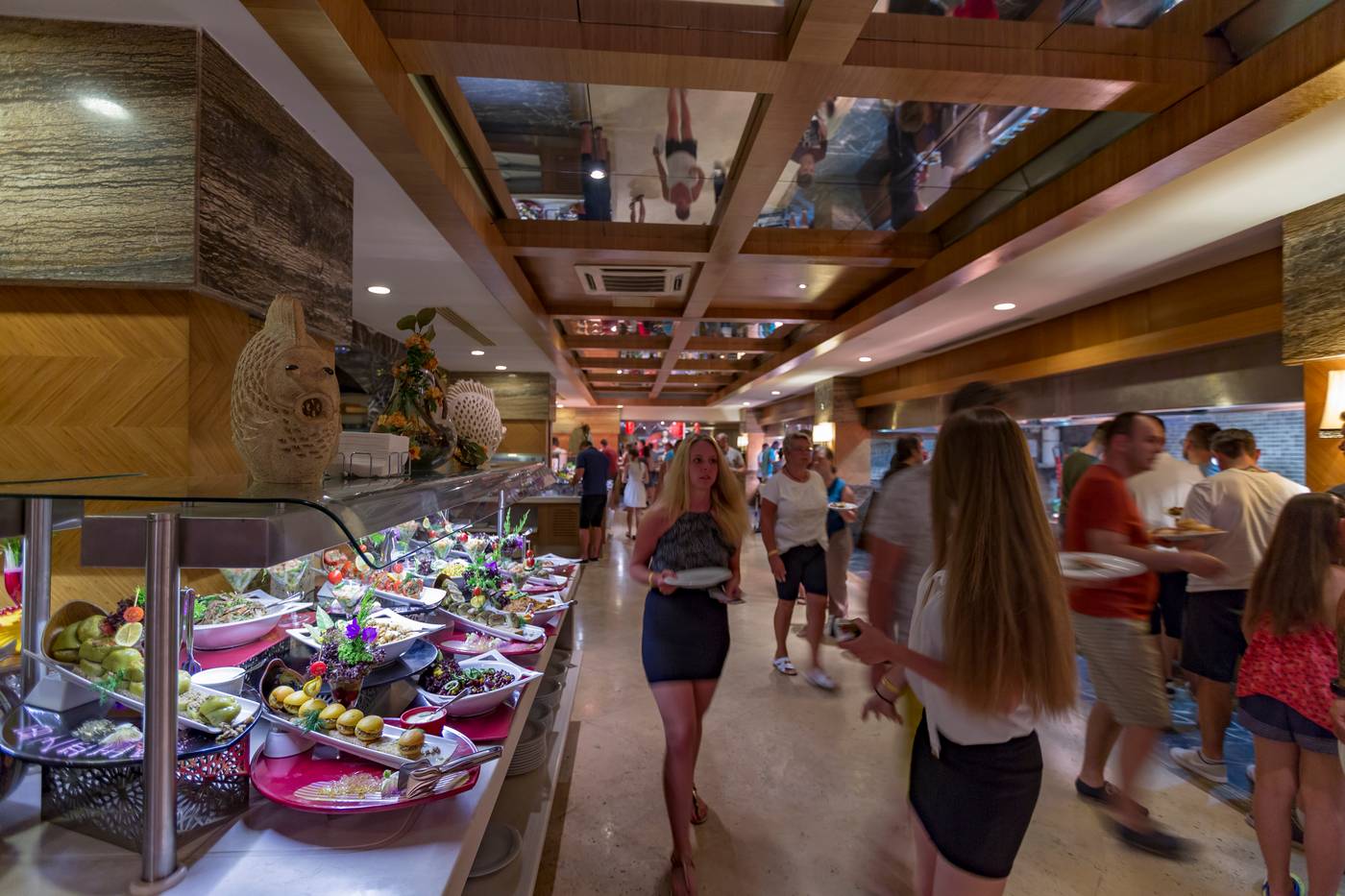 Royal-Dragon-Hotel-Restaurant-55