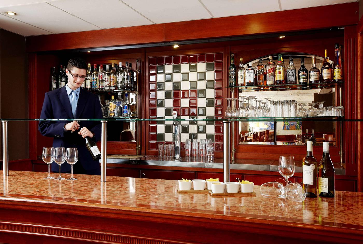 NH-Brussels-Stephanie-Bar-17