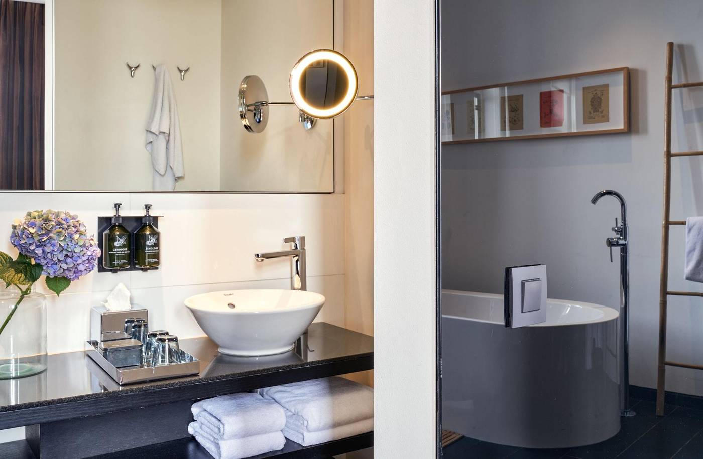 SIR-Albert-Hotel--part-of-Sircle-Collection-Room-45