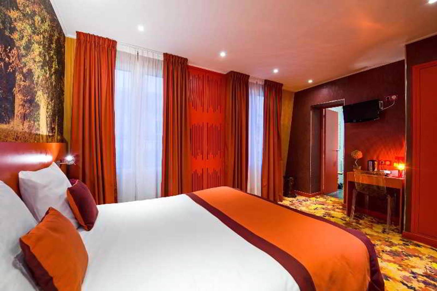 Les-Jardins-de-Montmartre-Room-21