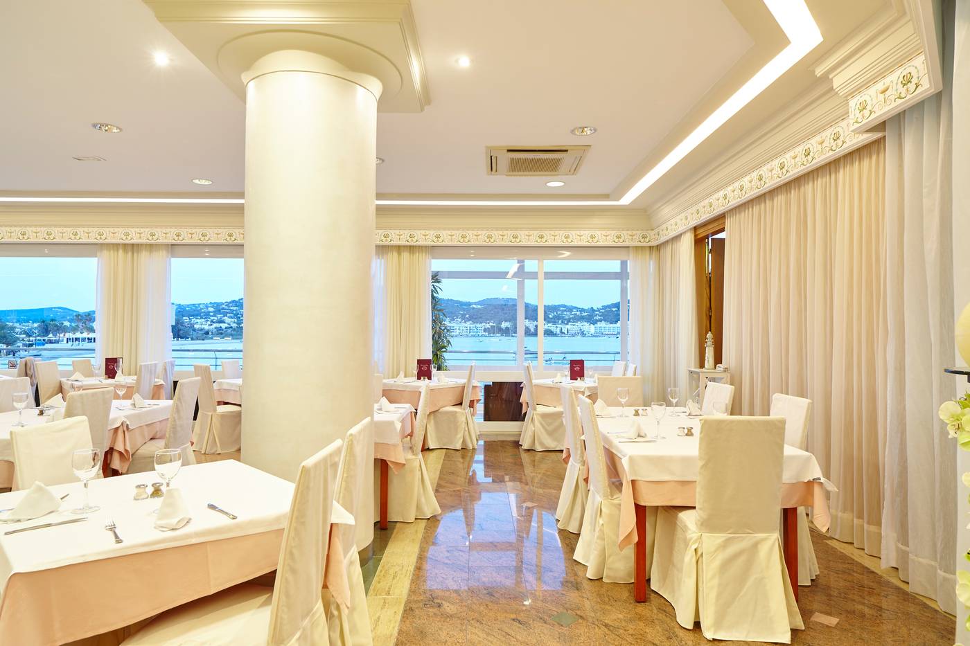Argos-Restaurant-26