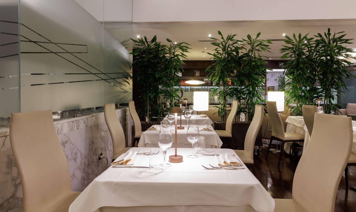 Best-Western-Plus-Hotel-Universo-Restaurant-66