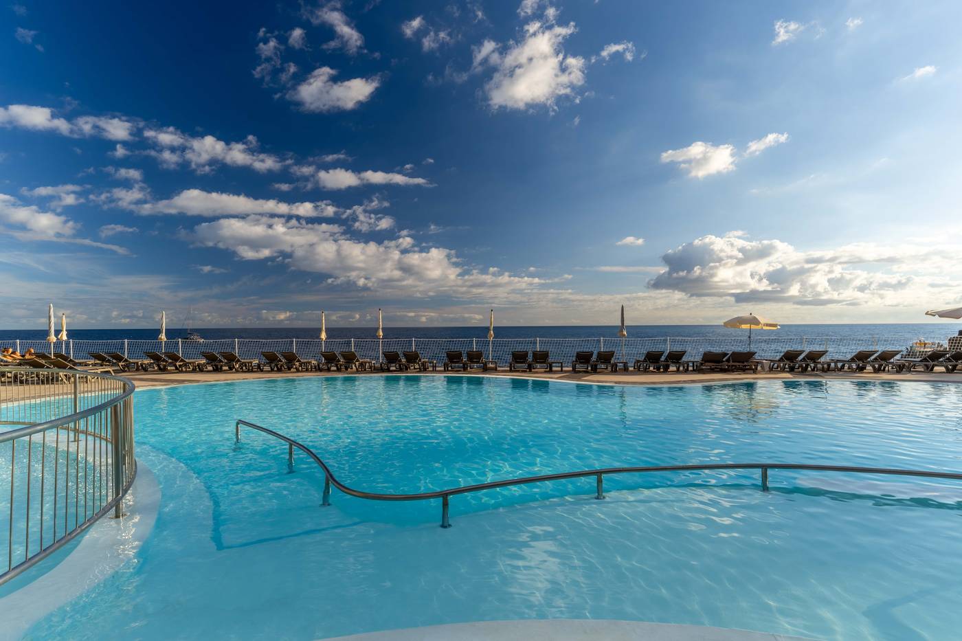 Pestana-Vila-Lido-Madeira-Pool-4