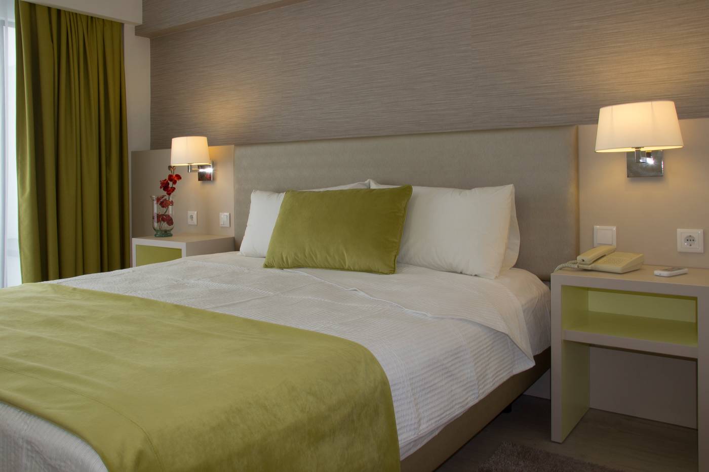 Navegadores-Hotel-Room-9