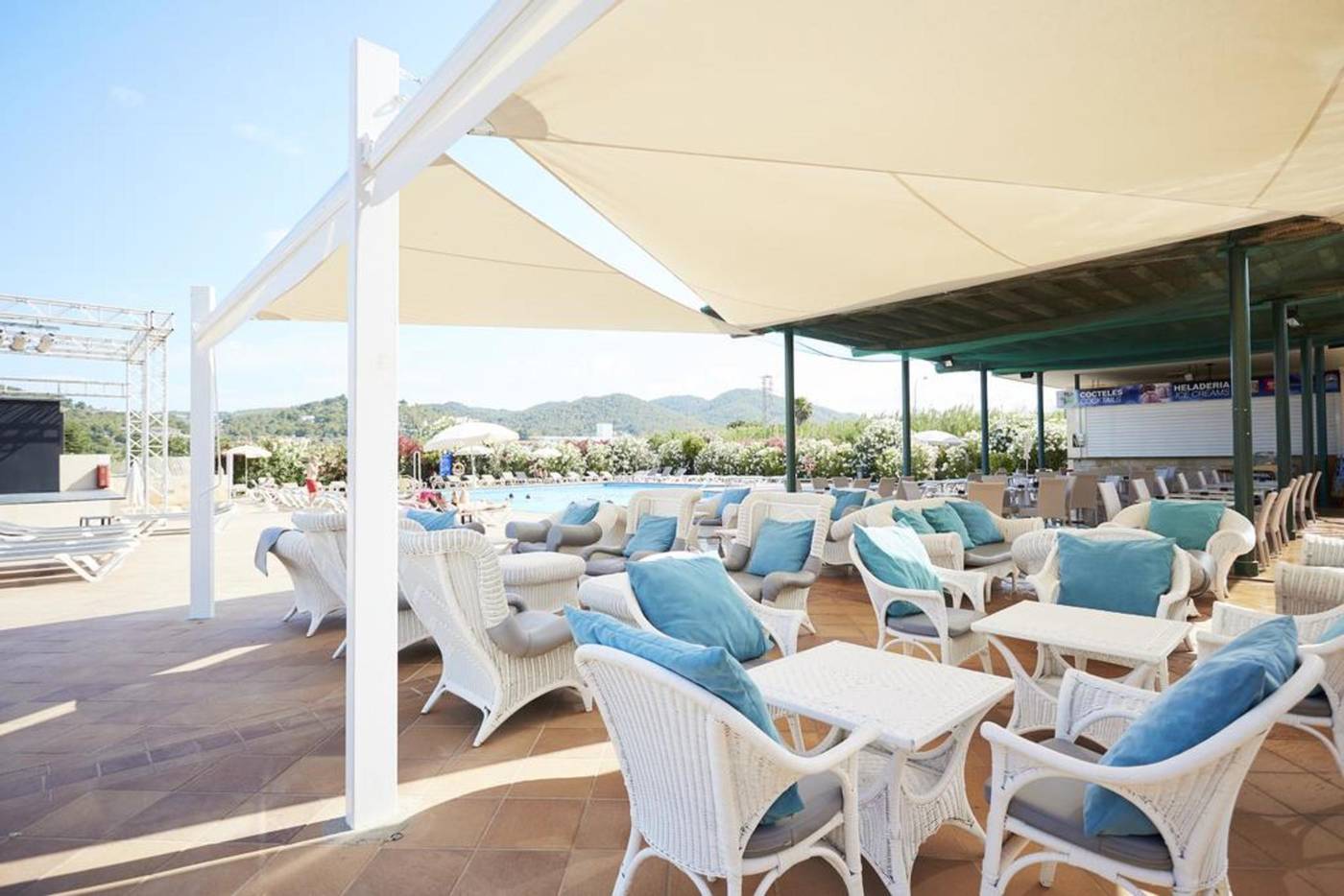 Invisa-Hotel-Es-Pla---Adults-Only-Terrace-44