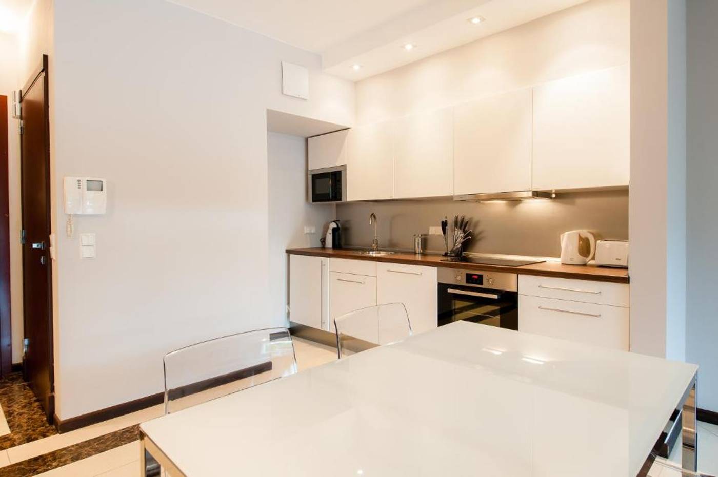 EXCLUSIVE-Aparthotel-Warszawa-Atelier-Residence-Room-33