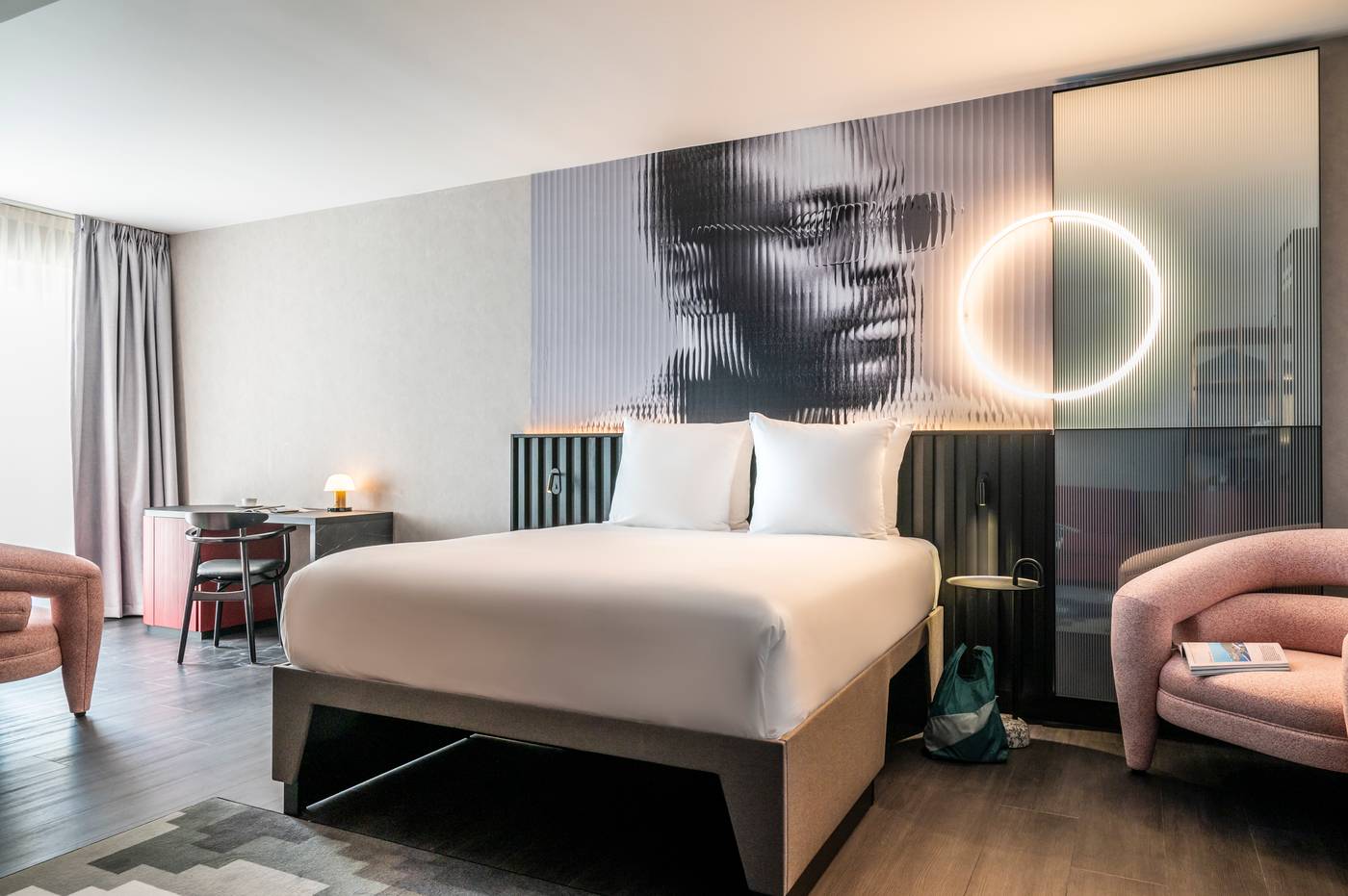 Tribe-Amsterdam-City-Room-26