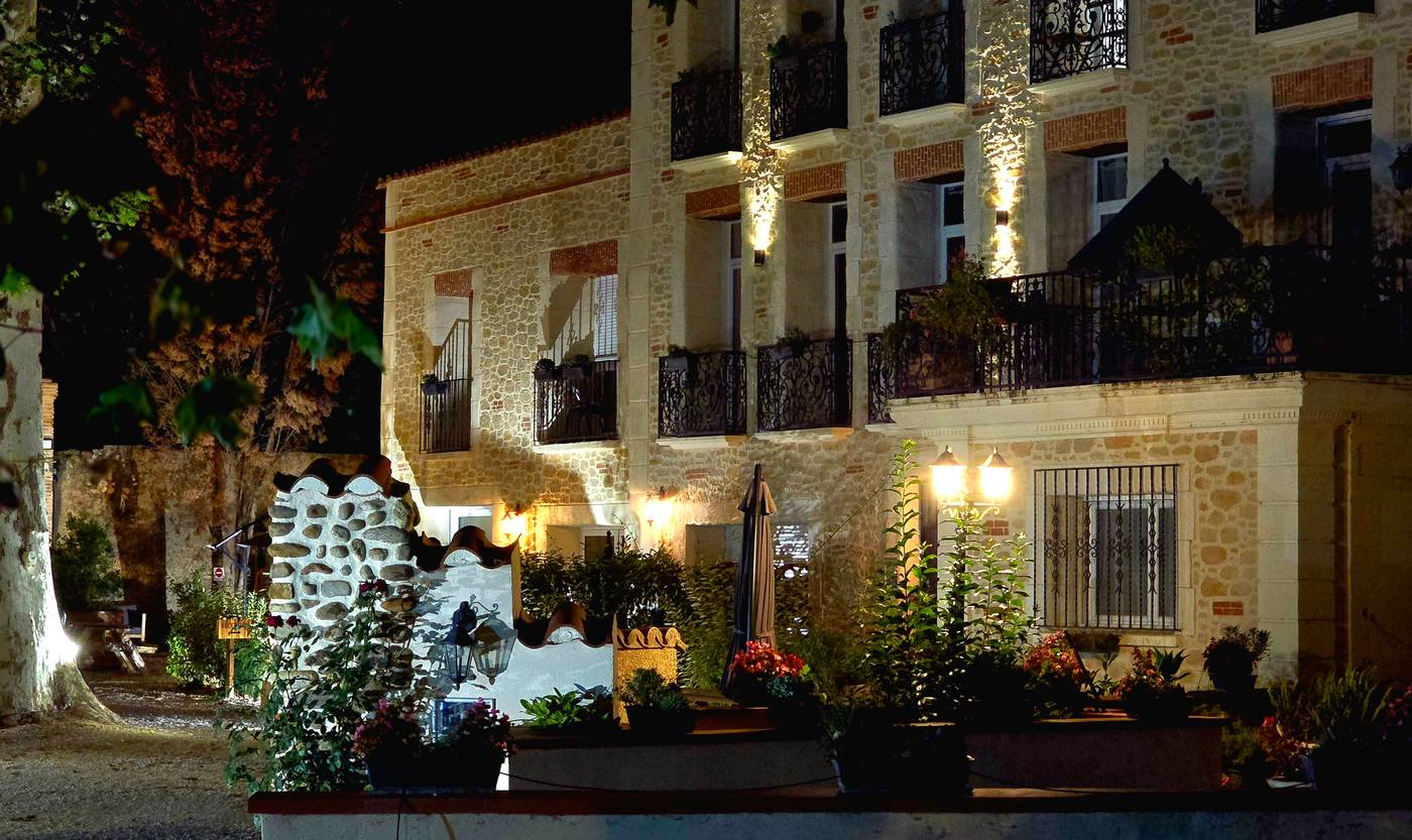 Appart Hotel Spa Perpignan-France-Perpignan-General view-1