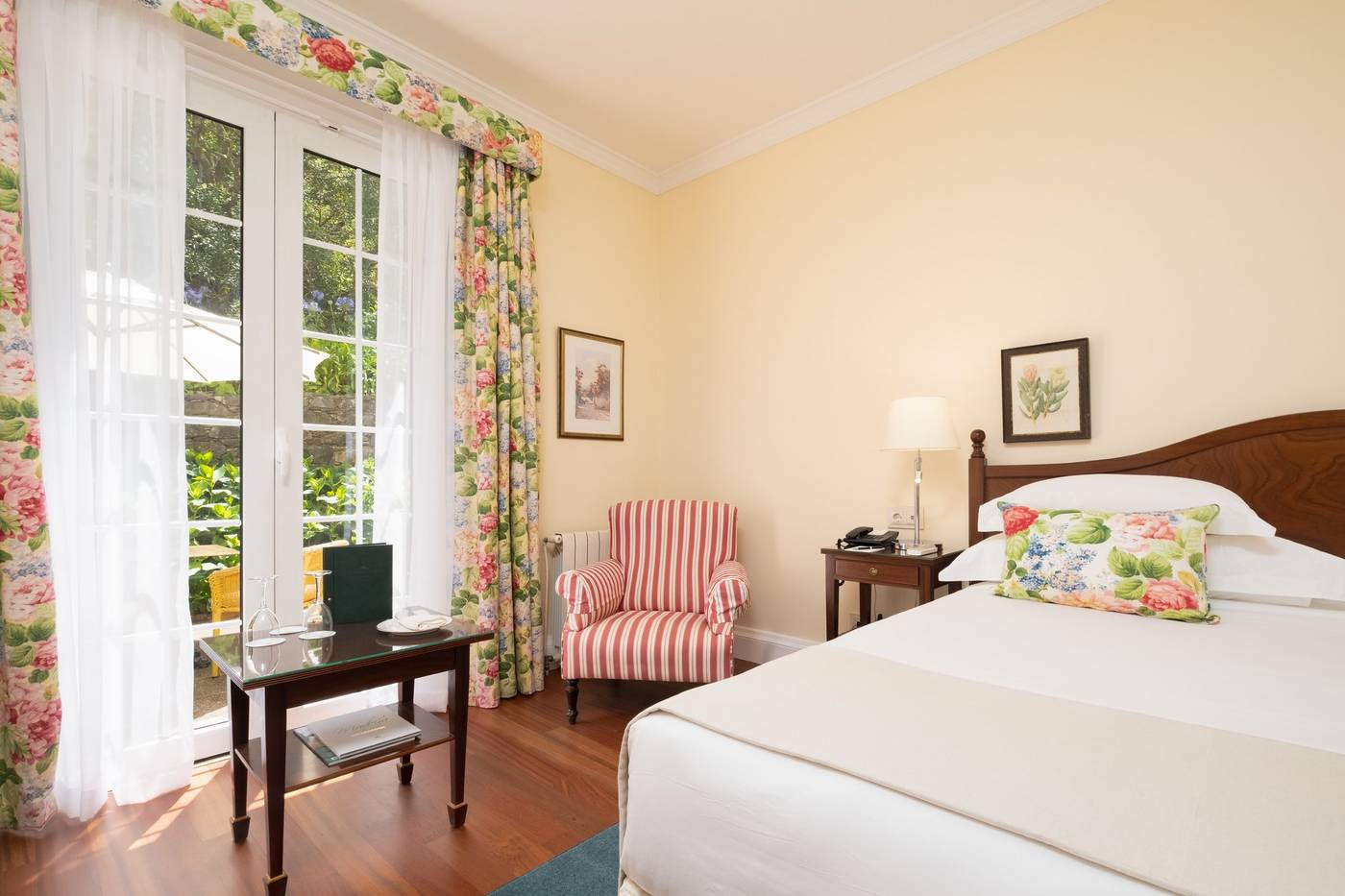 Casa-Velha-do-Palheiro-Room-21