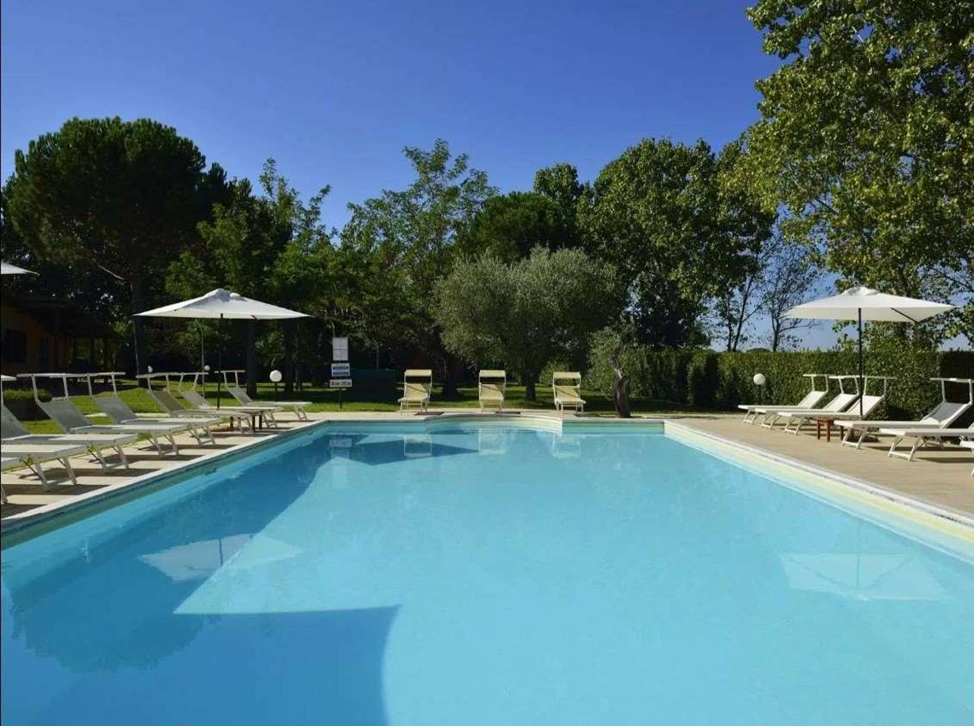 Fattoria-San-Lorenzo-Pool-61