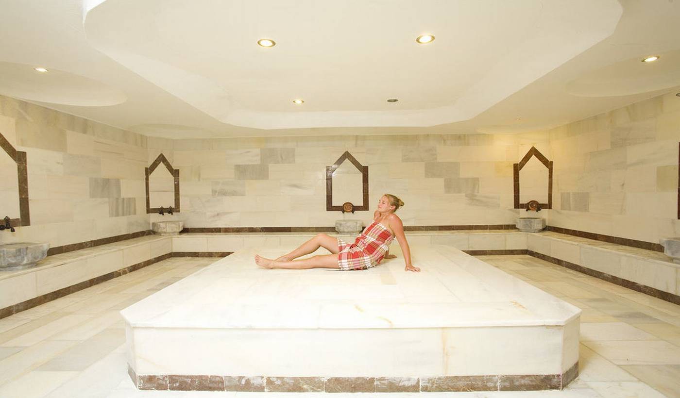 Selenium-Hotel-Sports-and-Entertainment-33