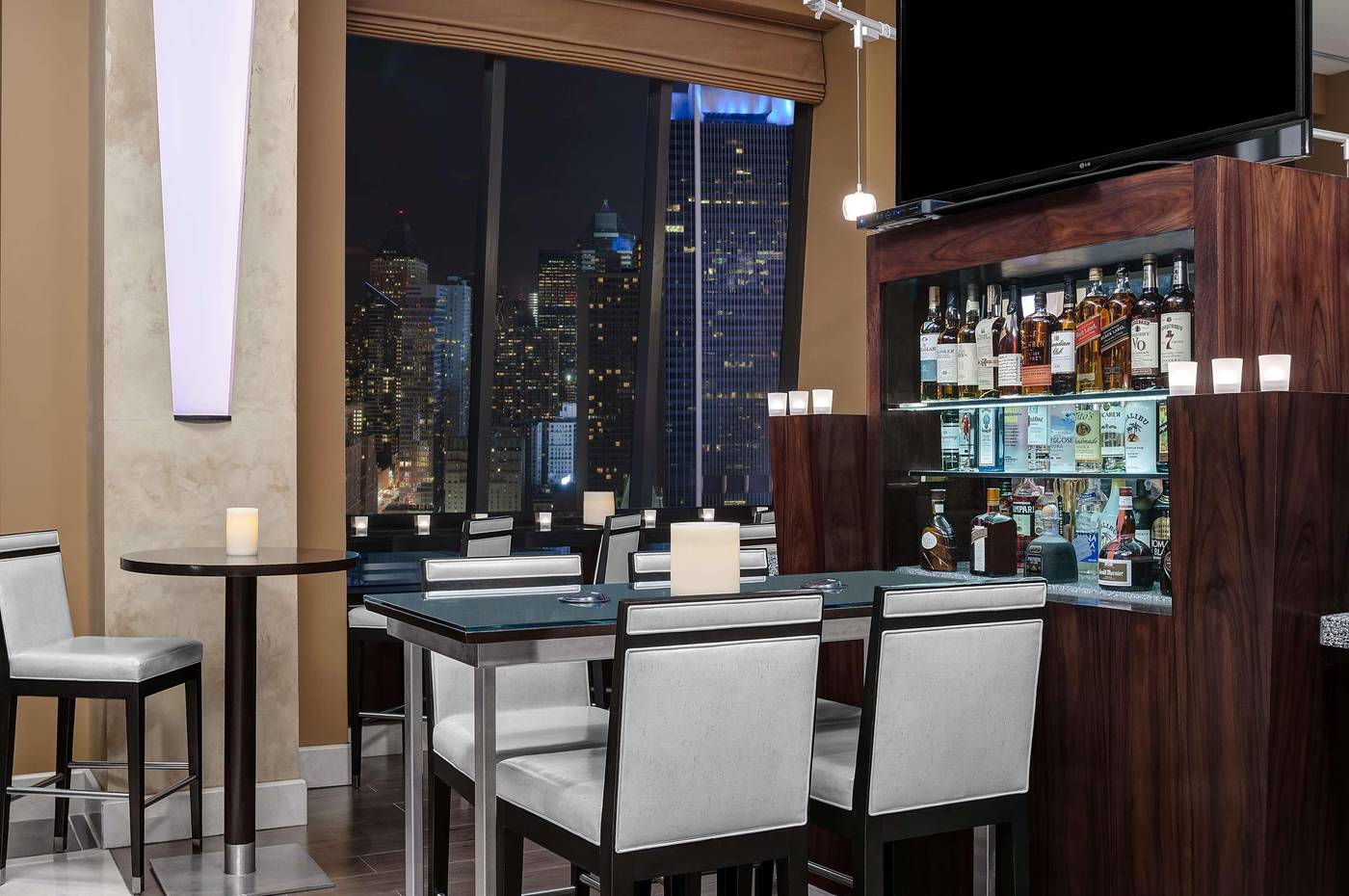 Hilton-New-York-Times-Square-Lobby-14