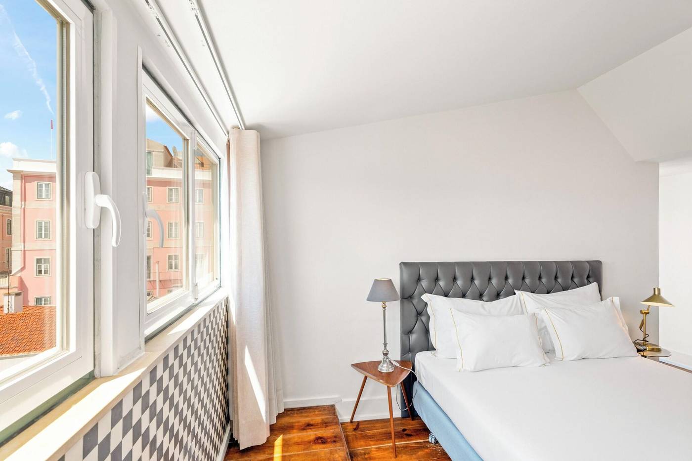 Casa-Do-Jasmim-By-Shiadu-Room-45