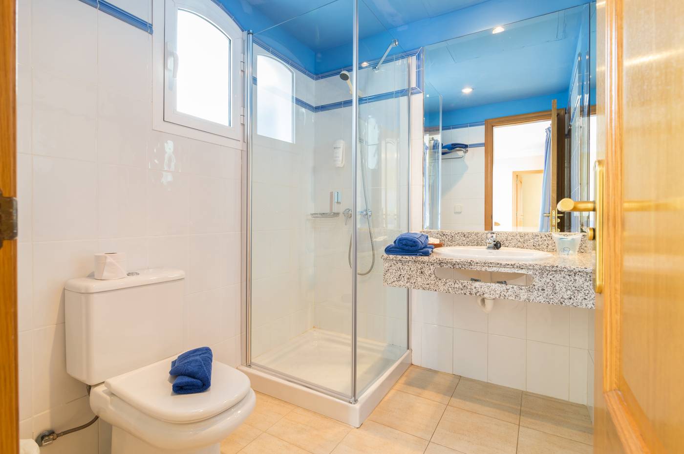 Apartamentos-LIVVO-Coloradamar-Room-58