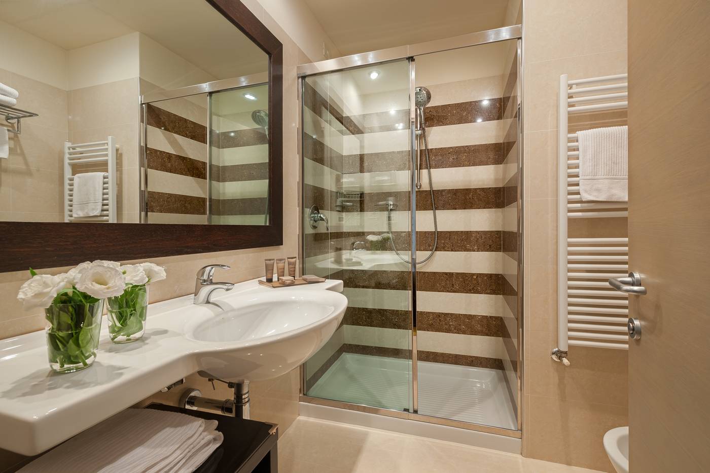 Hotel Nazionale-Italy-Desenzano del Garda BS-Room-10