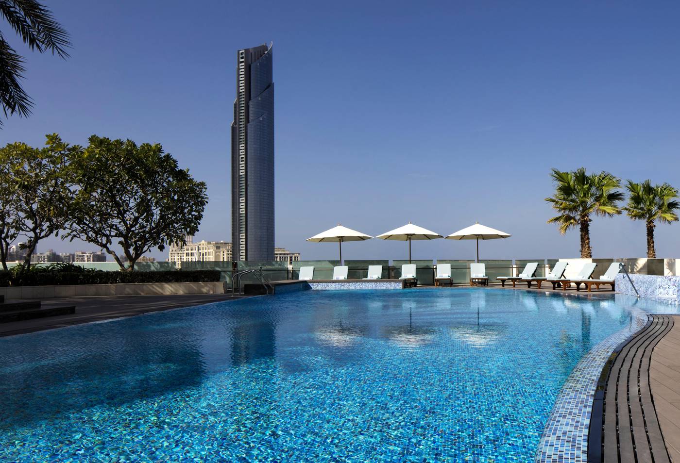 Crowne-Plaza-Dubai-Festival-City-Hotel-Pool-2
