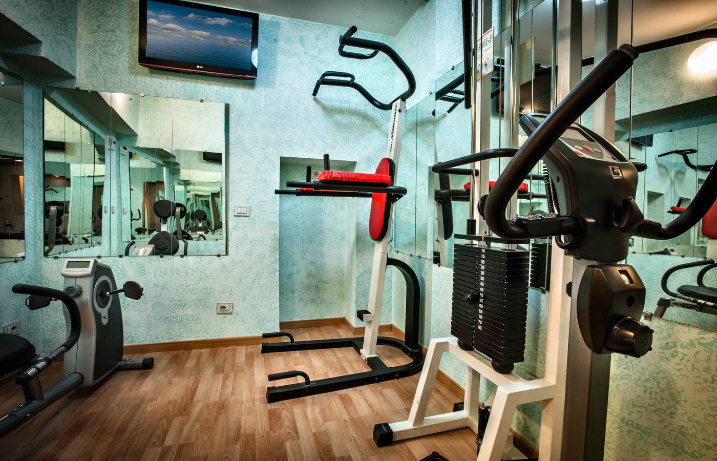 Eurohotel-Sports-and-Entertainment-58