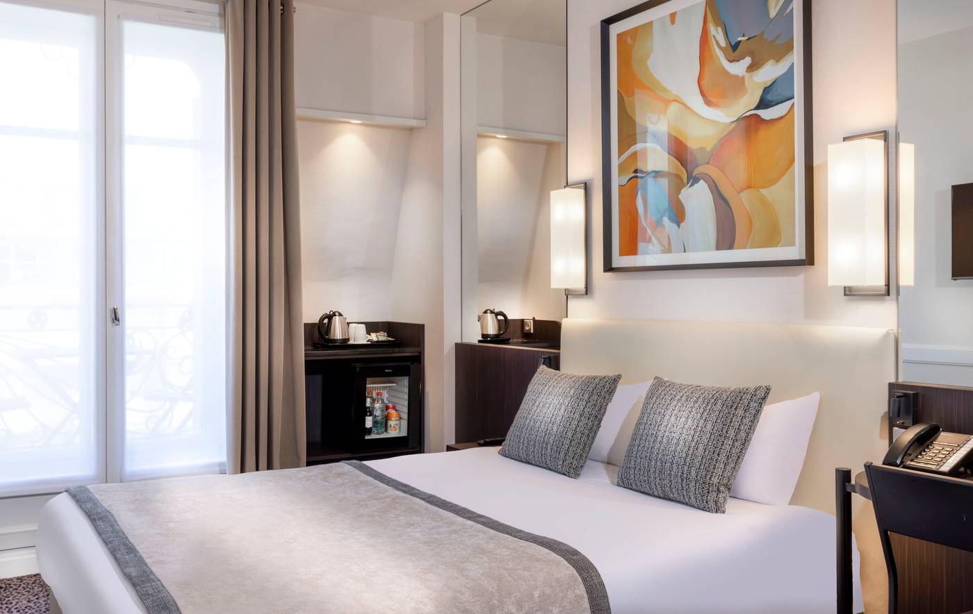 Elysees-Ceramic-Room-5