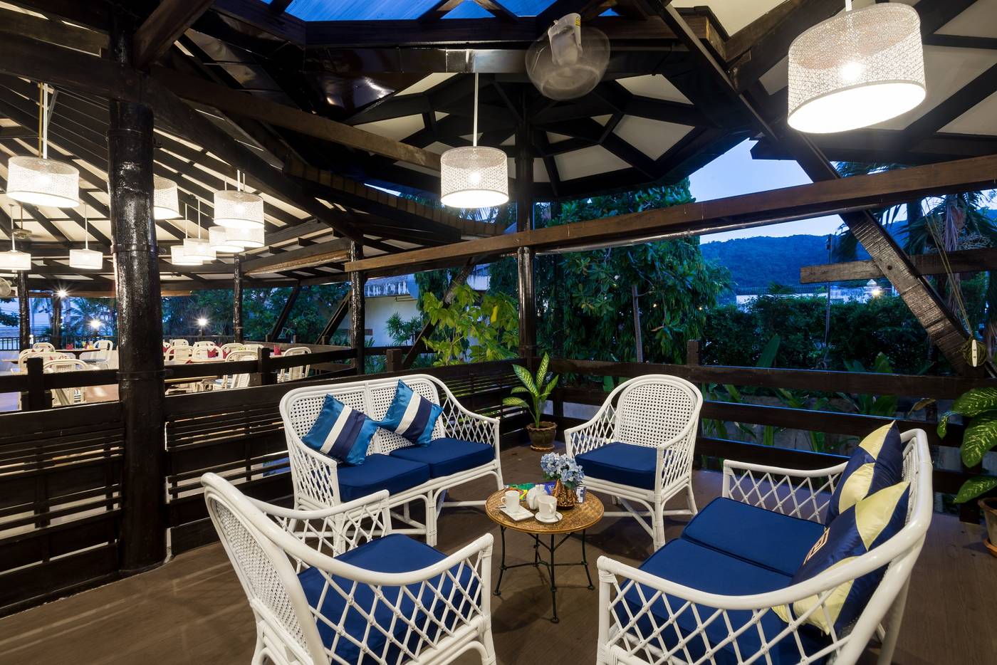 Patong-Lodge-Hotel-Restaurant-30