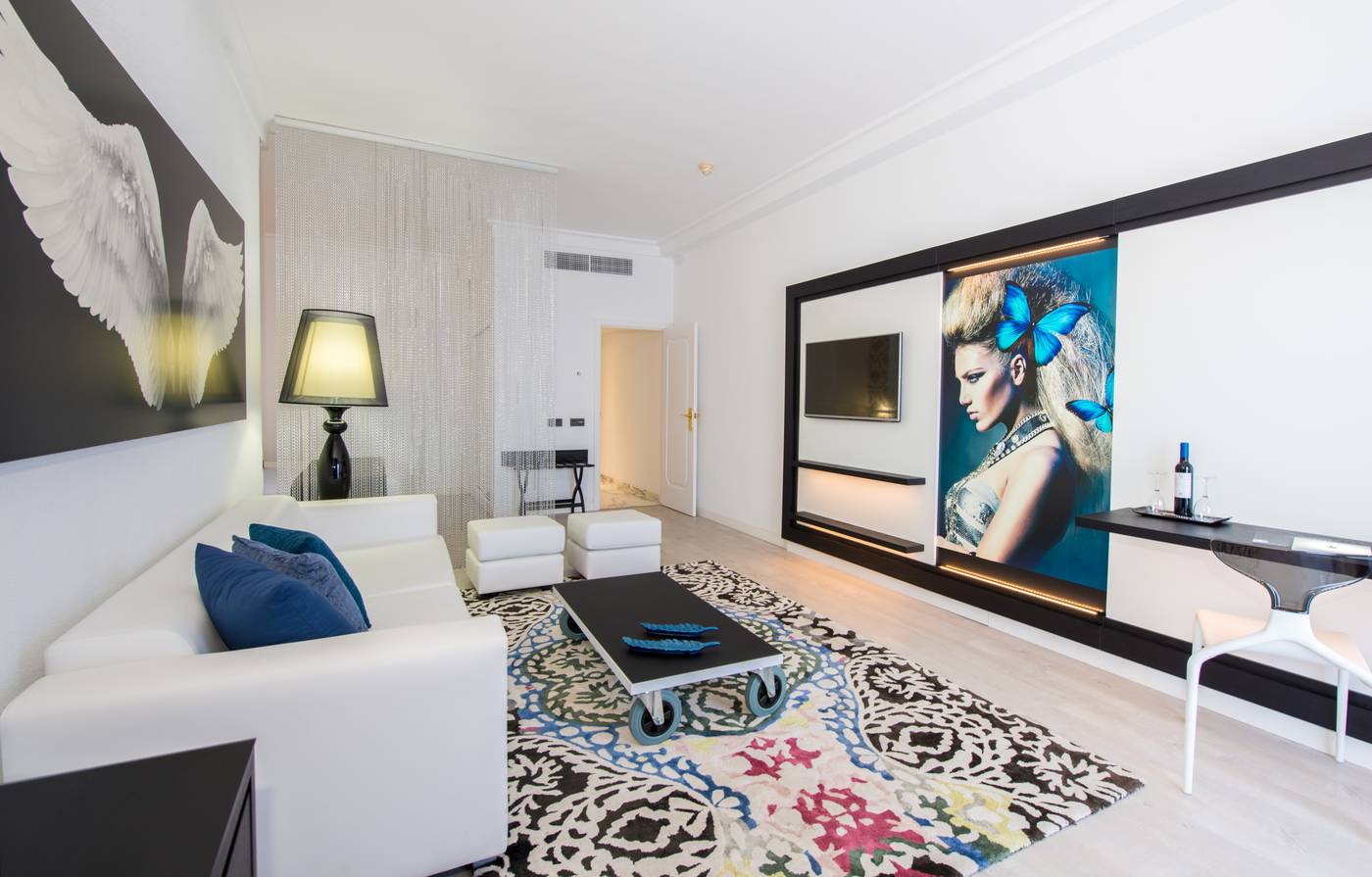 TUI-BLUE-Suite-Princess--Adults-Only--Room-24