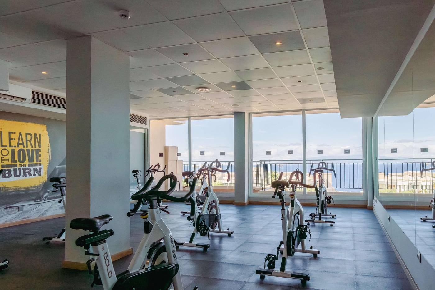 Landmar-Hotel-Costa-de-los-Gigantes-Sports-and-Entertainment-79