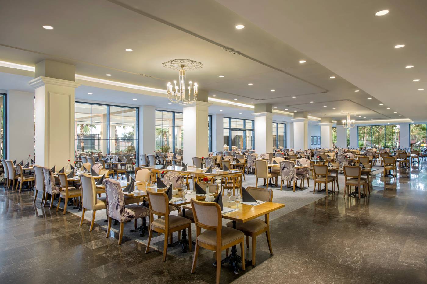 IC-Hotels-Santai-Family-Resort-Restaurant-47