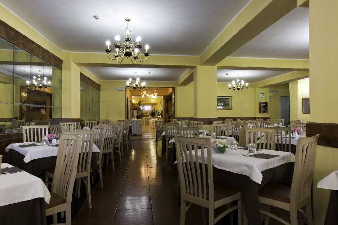 Grand Hotel del Parco-Italy-PESCASSEROLI-Restaurant-7