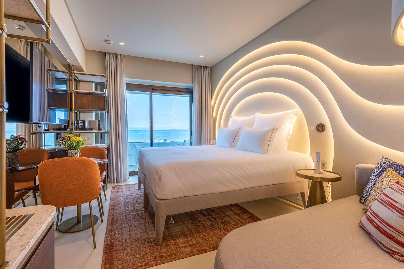 Isla-Brown-Corinthia-Resort---Spa--Curio-Collection-By-Hilton-Room-10