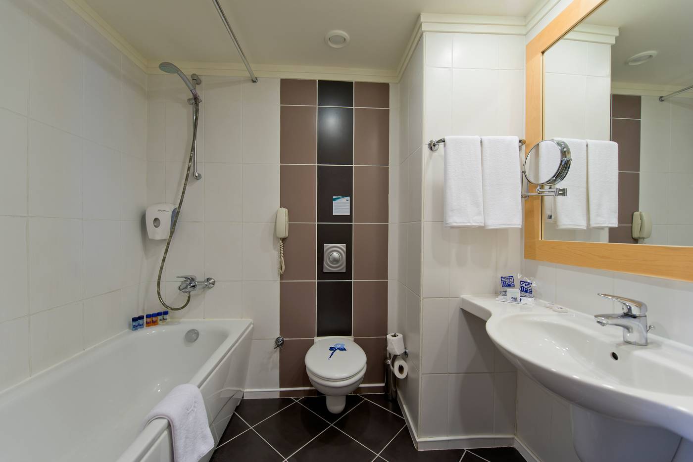 Sealife-Buket-Beach-Hotel-Room-45