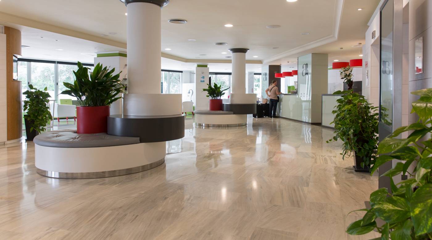 Audax-Spa---Wellness-Lobby-62